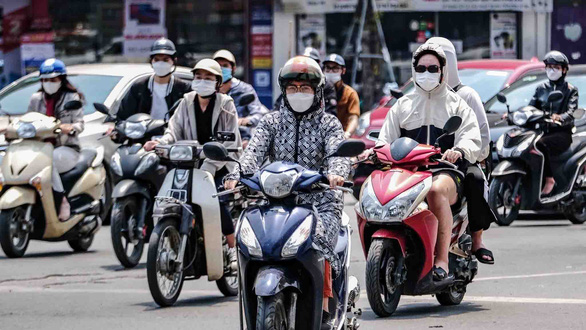 Tia cực tím mức nguy hại rất cao sẽ gây ra nguy cơ gì? Tia cực tím mức nguy hại rất cao sẽ gây ra nguy cơ gì? - Ảnh 1.